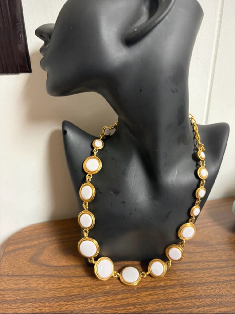 Lauren Conrad LC Gold Tone Reversible Statement Necklace Blue White Cabochon